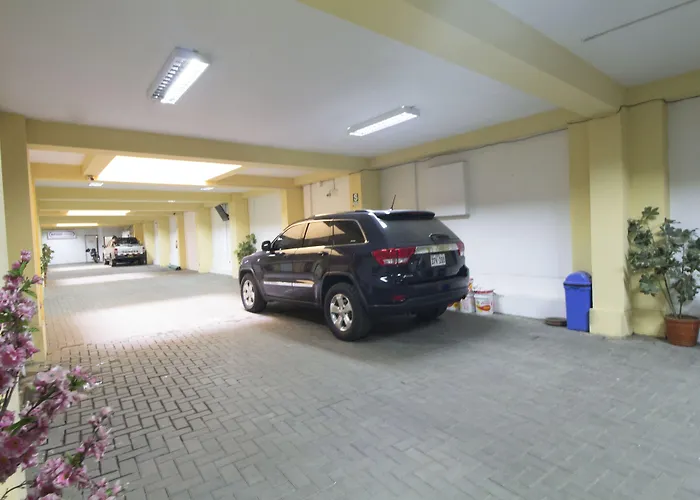 Central hotel: Hotel Alexander