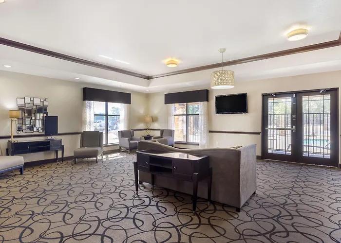 Best Western Plus Classic Inn And Suites