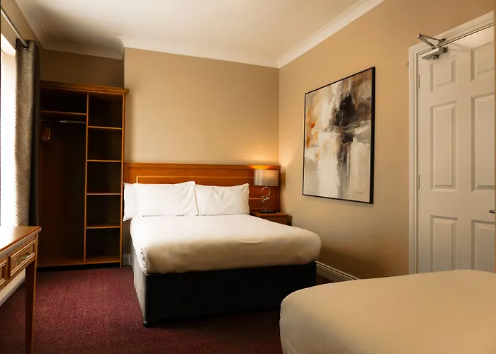 Phoenix Park Hotel