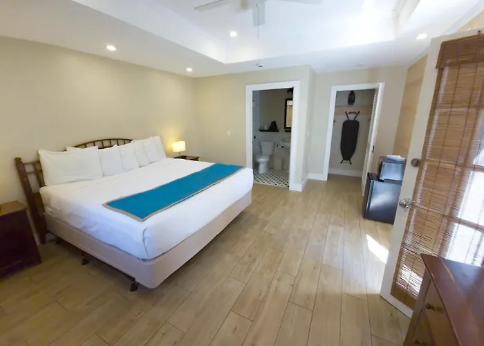 Beach hotel: Seashell Motel