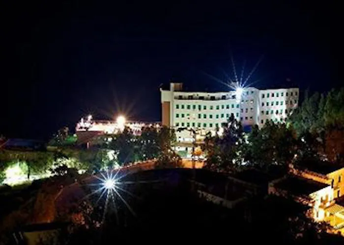 Hotel Capo Skino
