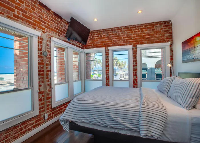 3 star hotel: Venice Breeze Suites