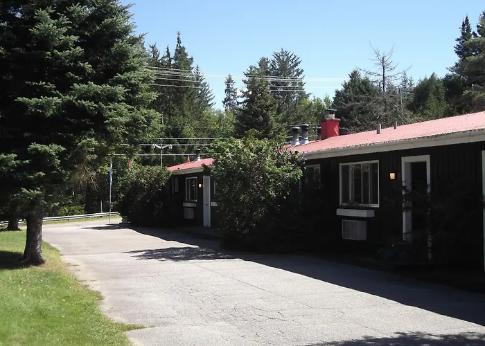 Central hotel: Auberge Mountain View Inn