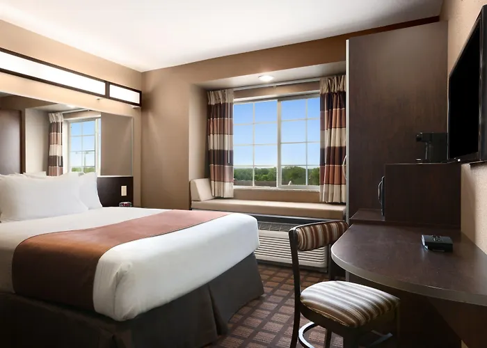 Microtel Inn & Suites Cotulla