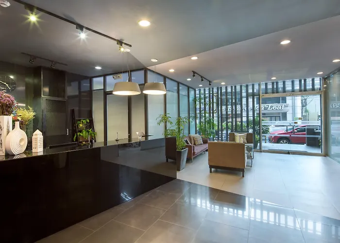 V Hotel