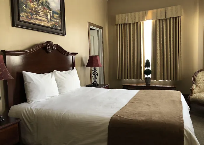 Hotel Senator