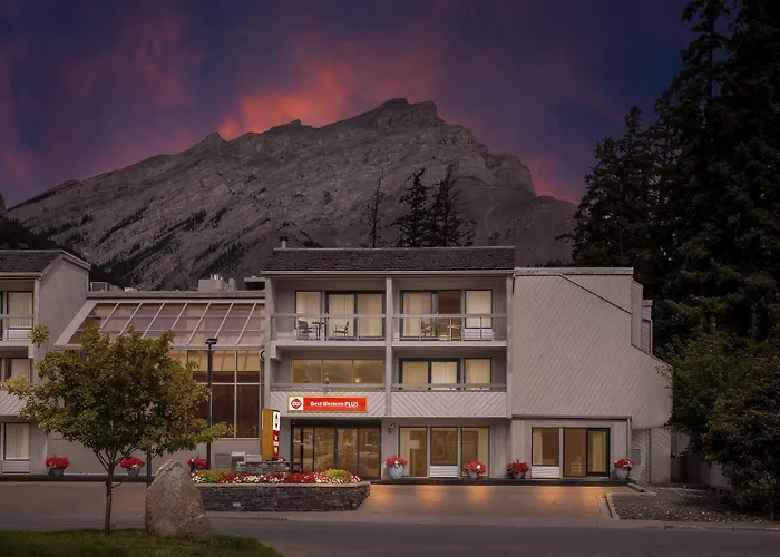 Best Western Plus Banff International Lodge