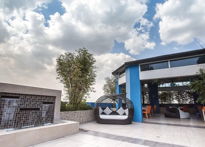 Y2 Residence Managed By Hii