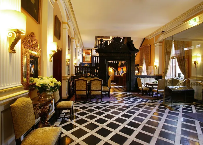  Schlosshotel Hugenpoet