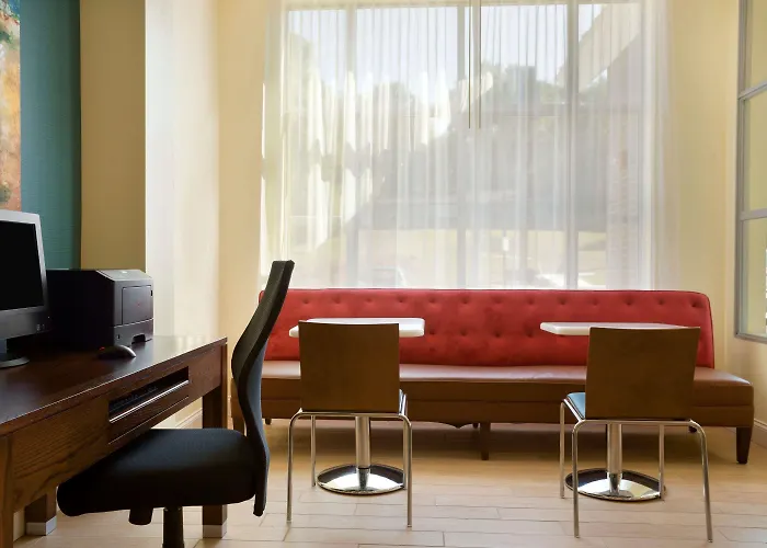 Days Inn & Suites By Wyndham Caldwell