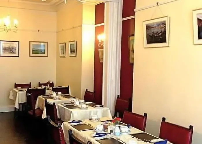 Central hotel: Melrose Guest House