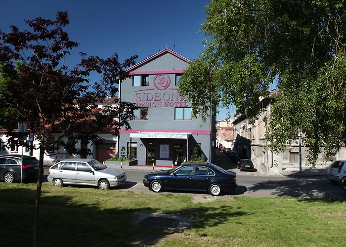 Side One Design Hotel Garni