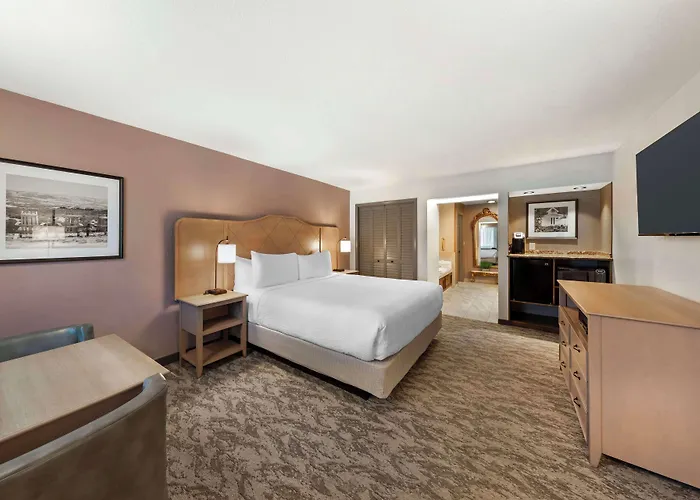 Best Western Plus Black Oak