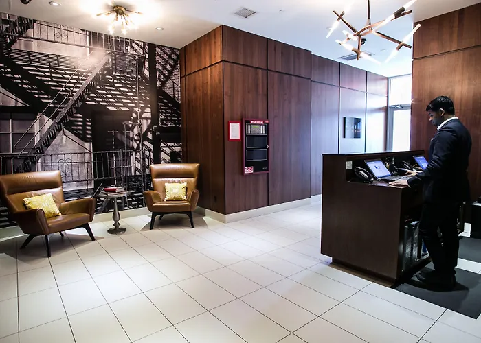 Leon Hotel Les