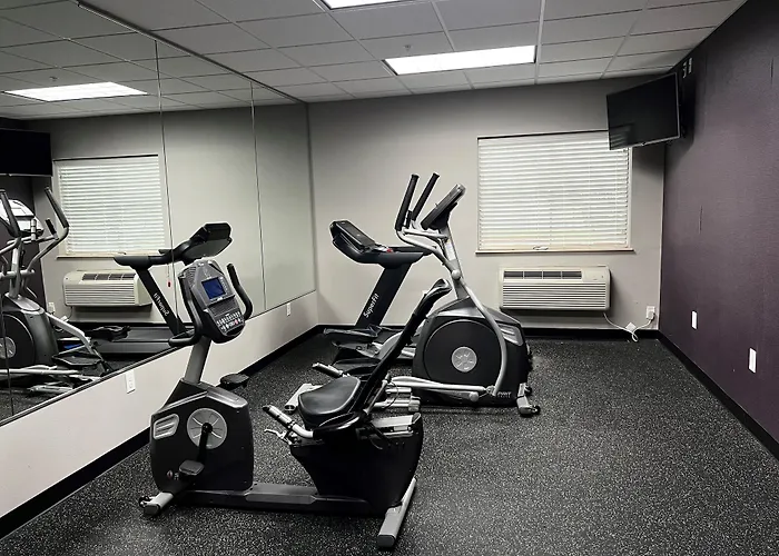 Baymont By Wyndham College Station