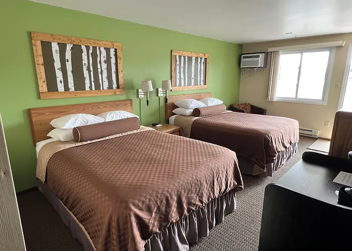Cedar Hill Lodge