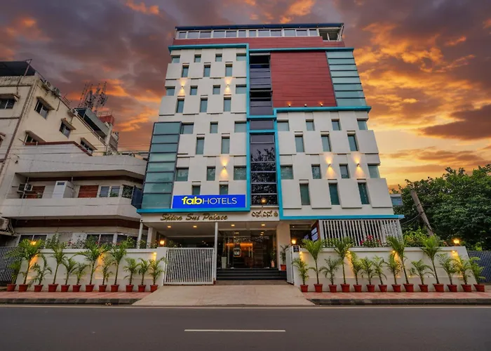 Fabhotel Greenwood Xpress Inn - Nr Manipal Hospital