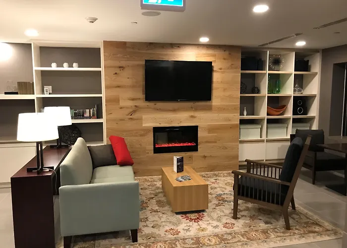Family Hotel: Country Inn & Suites By Radisson, Belleville, On