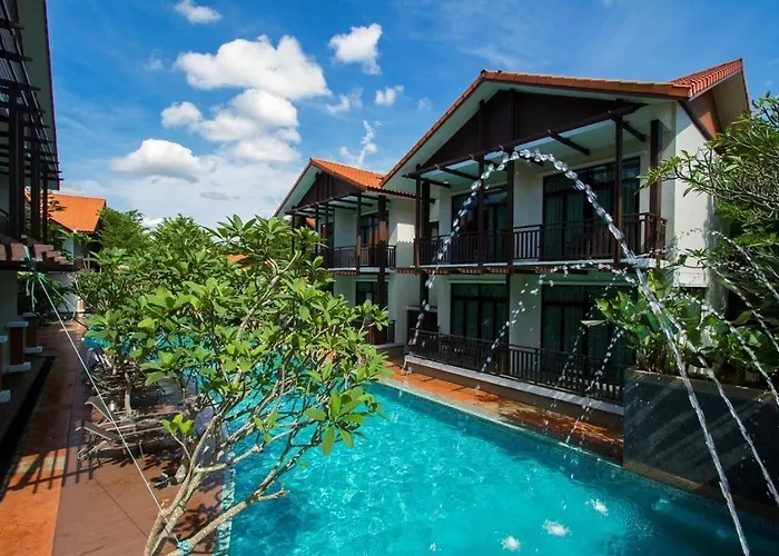 Hotel with pool: Espira Kinrara