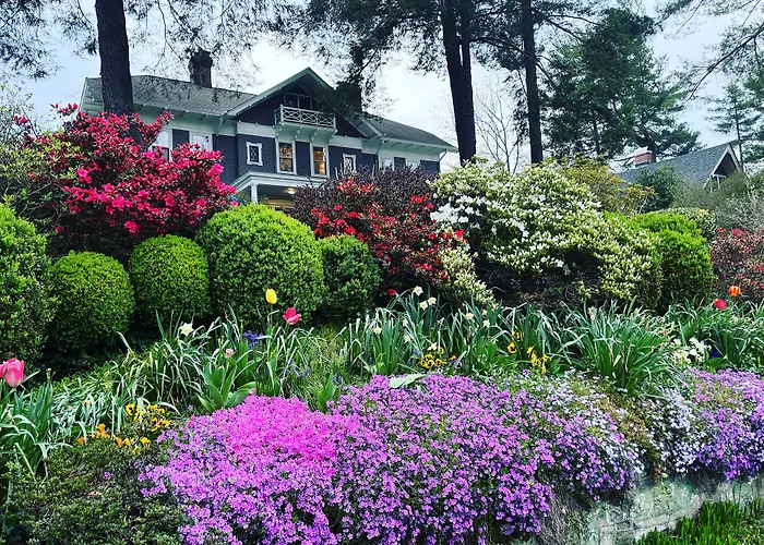 Abbington Green Bed & Breakfast Inn