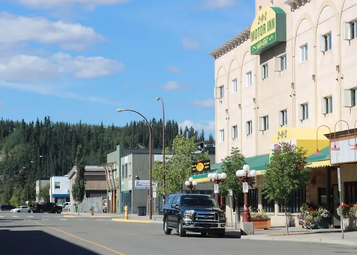 Elite Hotel -Downtown Center- 24 Hours "Ski & Northern Light Tour" "Hot Spring Tour "Long-Term Stay"