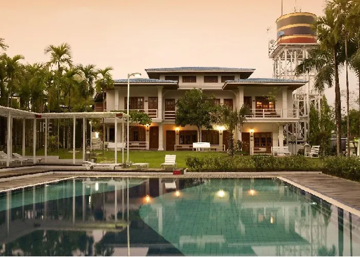 Myanmar Life Hotel