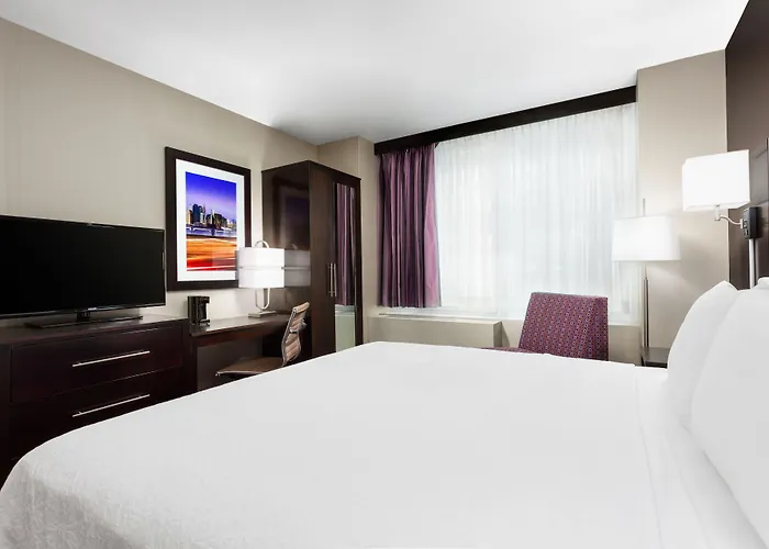 Hampton Inn Times Square Central