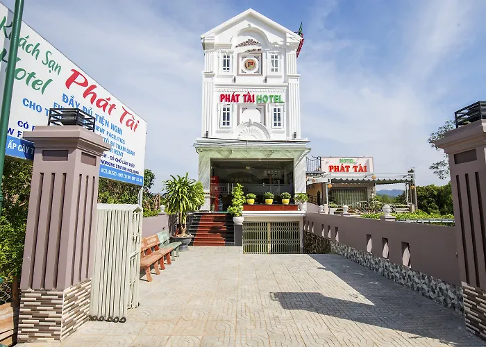 Hotels Close to Airport Phat Tai