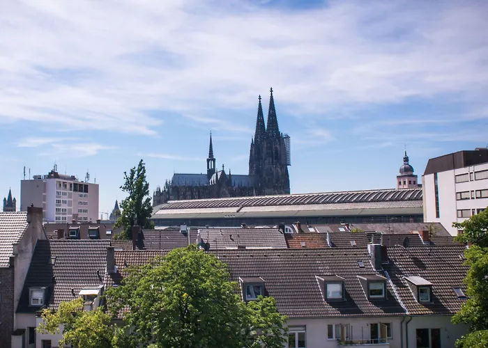 Haus Am Dom - s Und Ferienwohnungen