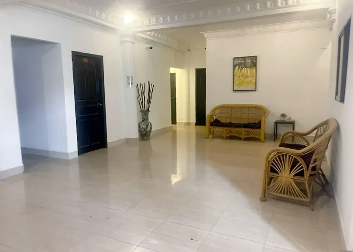 Best Central Point Hotel