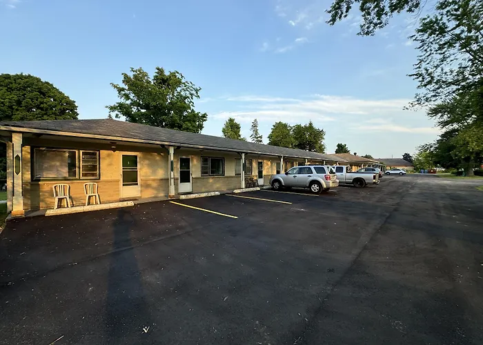 Holiday Motel