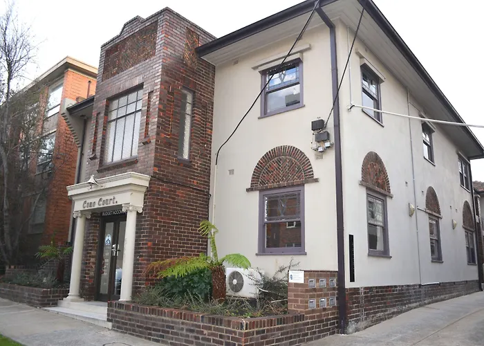 Como Court Budget Accommodation