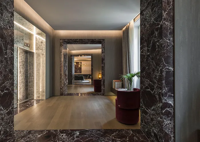 Hotel 5 Estrellas Fendi Private Suites - Small Luxury s Of The World