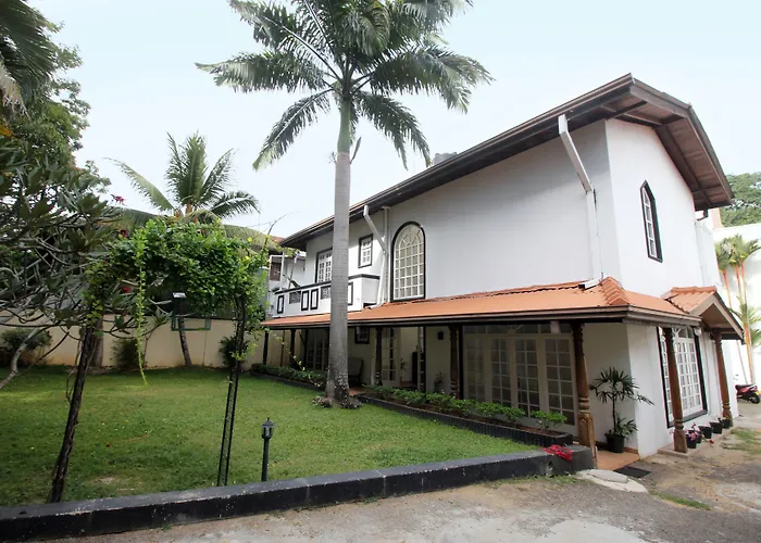 Olu Colombo Villa