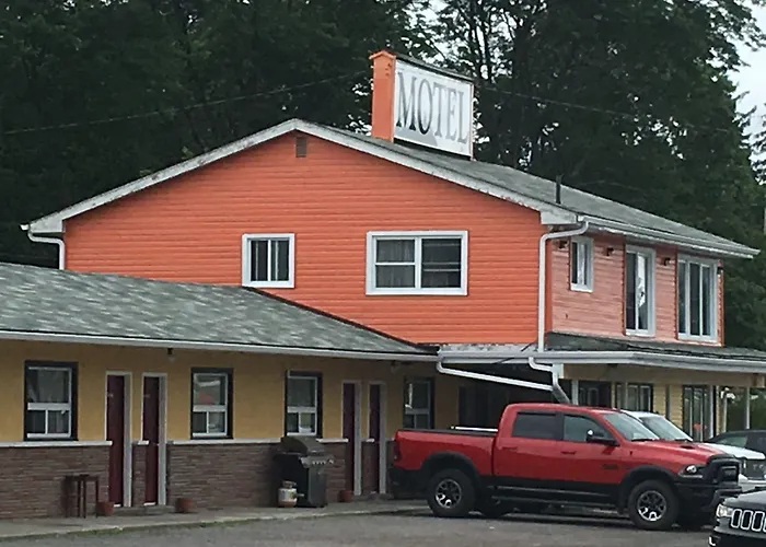 All Motels Cobourg Inn