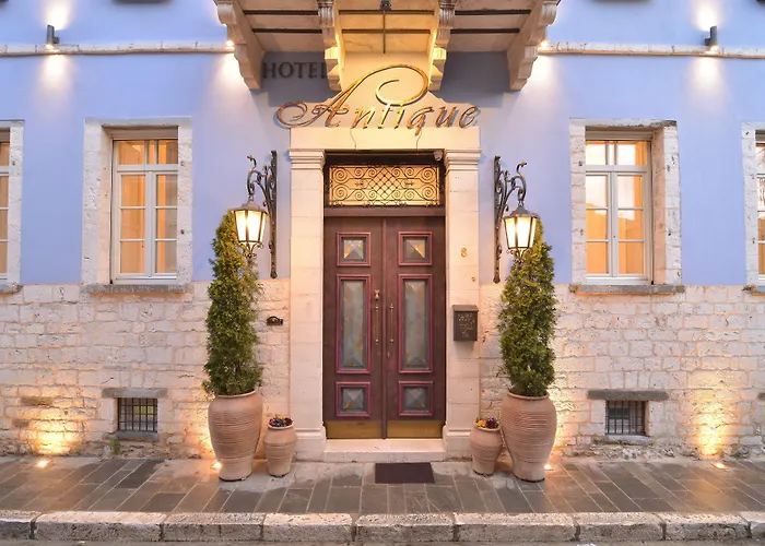 5 star hotel: Hotel Antique