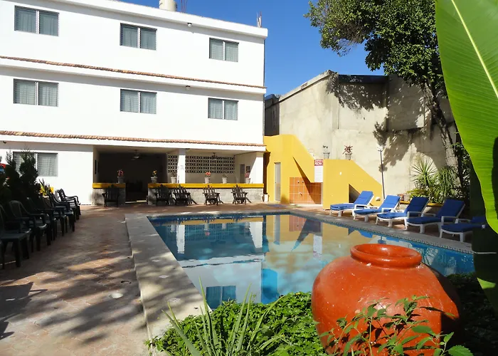 Hotel Las Dalias Inn