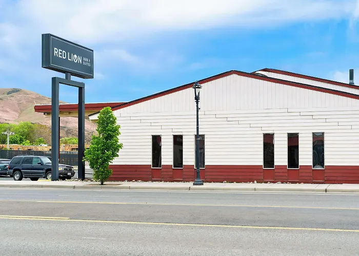 Red Lion Inn & Suites Yakima