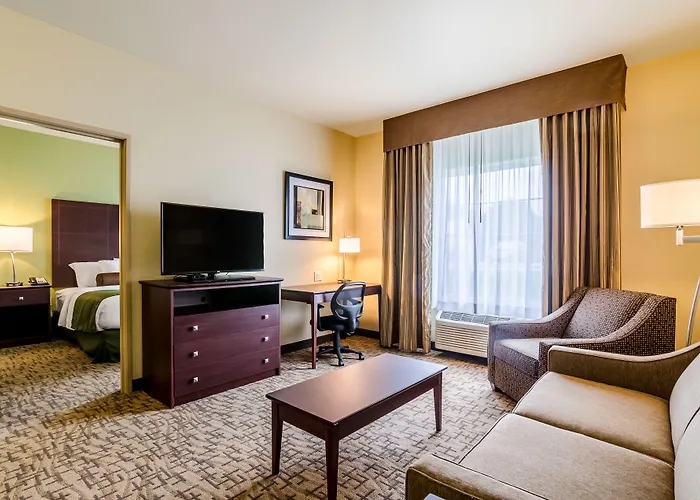 Cobblestone Hotel & Suites - Erie
