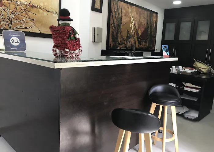 Alojamento com o café da manhã Apenas: Villa San Miguel