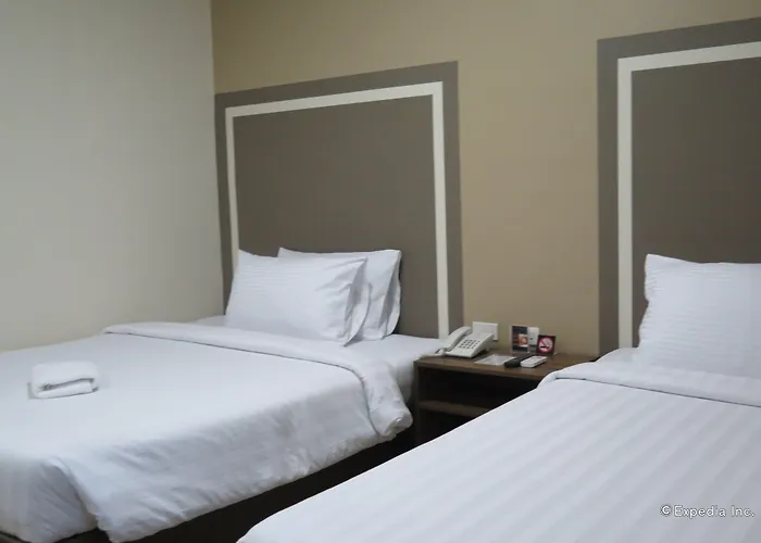 S Hotel & Residences
