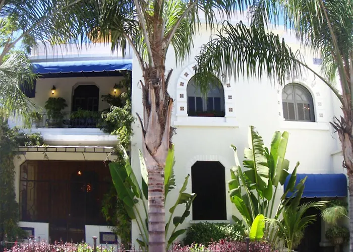 La Perla Hotel Boutique B&B