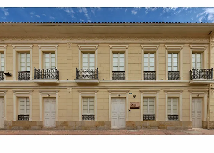 Casa De La Vega