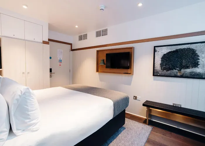Golf hotels Leicester House
