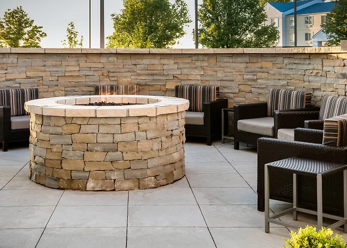 Towneplace Suites By Marriott Airport