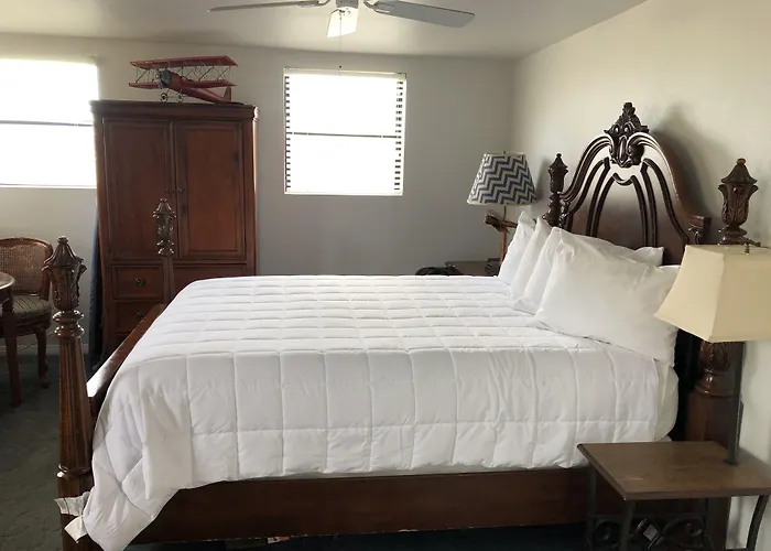 Catalina Island Seacrest Inn