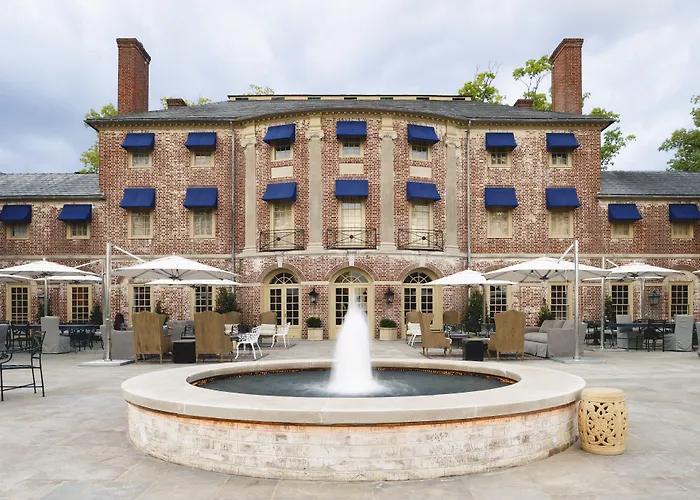 Williamsburg Inn, An Official Colonial Williamsburg