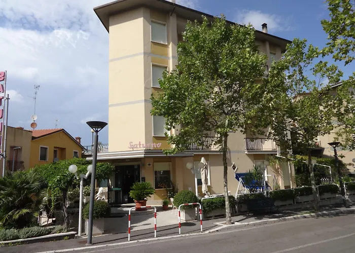 Hotel Saturno