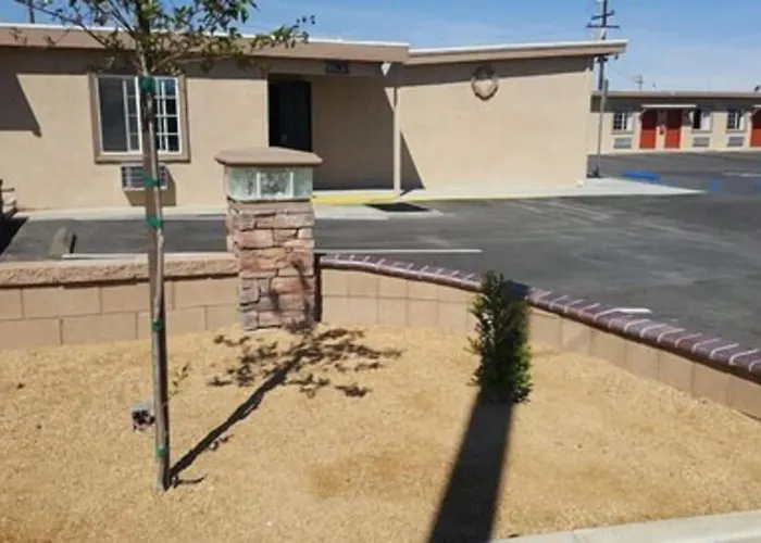 Resort: Motel 6 Maple/Main