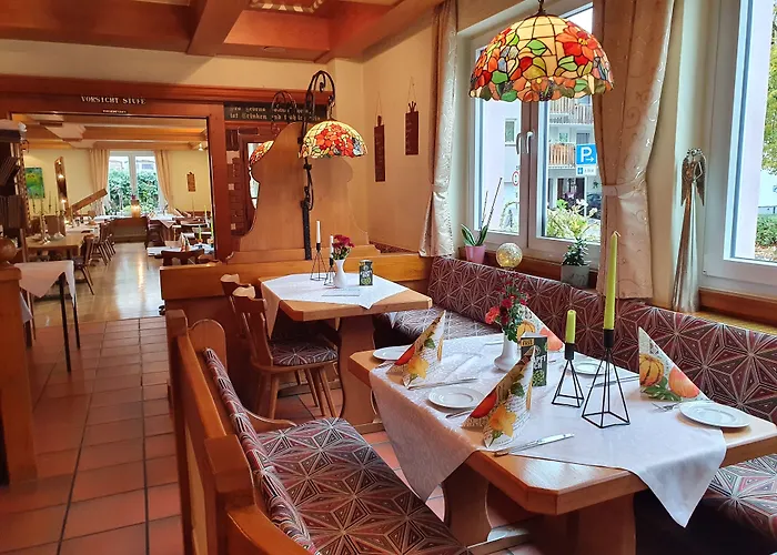 Hotel Neuenburger Hof